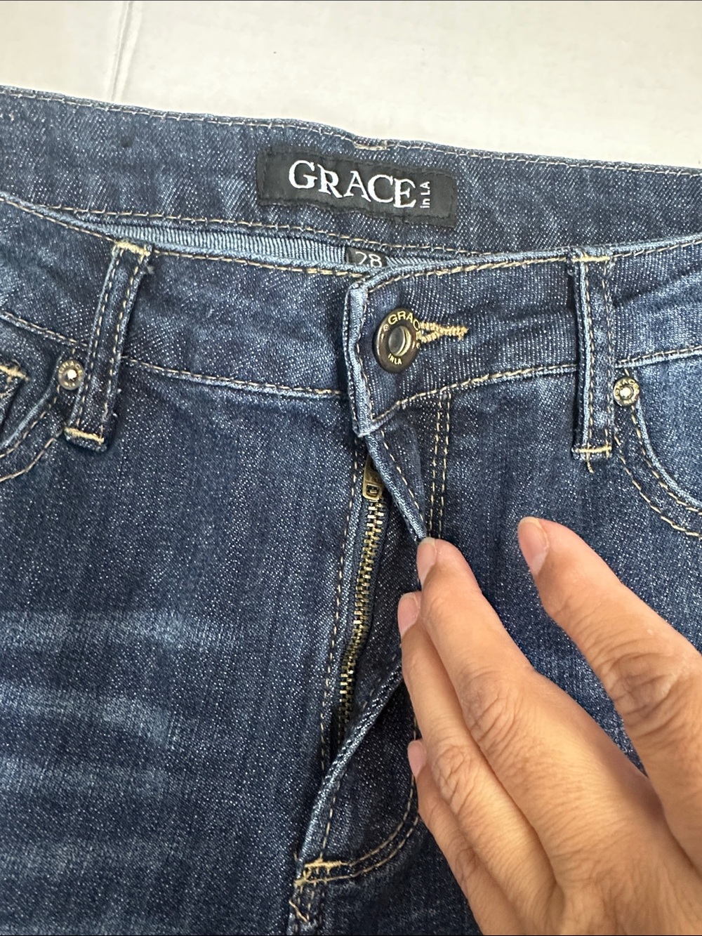 Grace in LA Distressed Denim Jeans Dark Blue Ripped Straight Leg Womens Size 28‎ - Picture 4 of 11